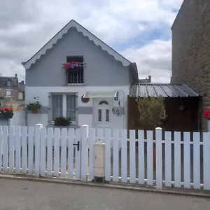  Сasa de vacaciones Gite The Georgette House